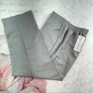 Alfred Dunner Sweet Temptations Grey Pants NWT 10 SHORT